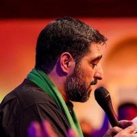 کشتی به گل نشسته اومده