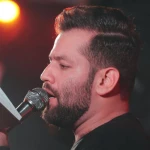 لقمان زانو زد به ادب در خونه‌ی عباس