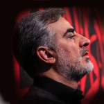 آسمان را به روی تخته‌ی در می‌بردند