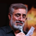 آسمان را به روی تخته‌ی در می‌بردند