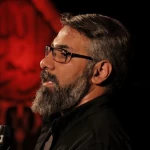 بادها کاش به گوشَت برسانند نیا