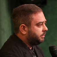 اومدم با گریه با زاری، تو هنوزم وسط بازاری