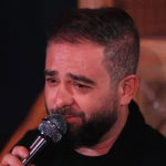 یکی داشت نعره می‌زد بیدار شدم