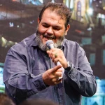 هر چه در بسته شده خانه‌ی مادر باز است