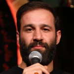 عالیجناب پا در رکاب